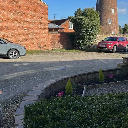 Holiday home 2 Bedroom Free Private Parking Fire Place Kirkbymoorside